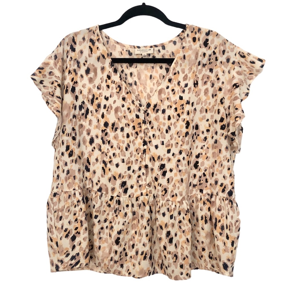 Studio B By Bobeau Cream Nuetral Abstract Animal Print Ruffle Button Peplum Top